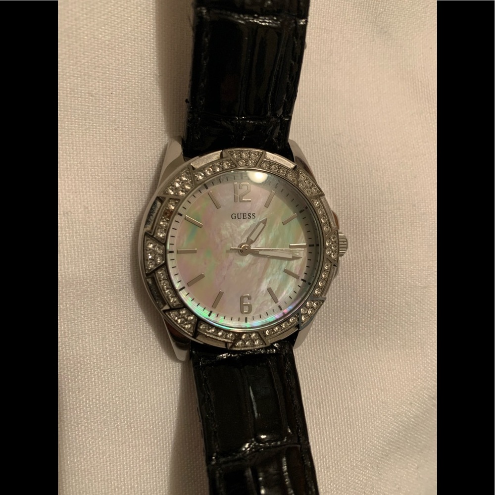 Guess Waterpro Leather Ladies Watch U85095L1